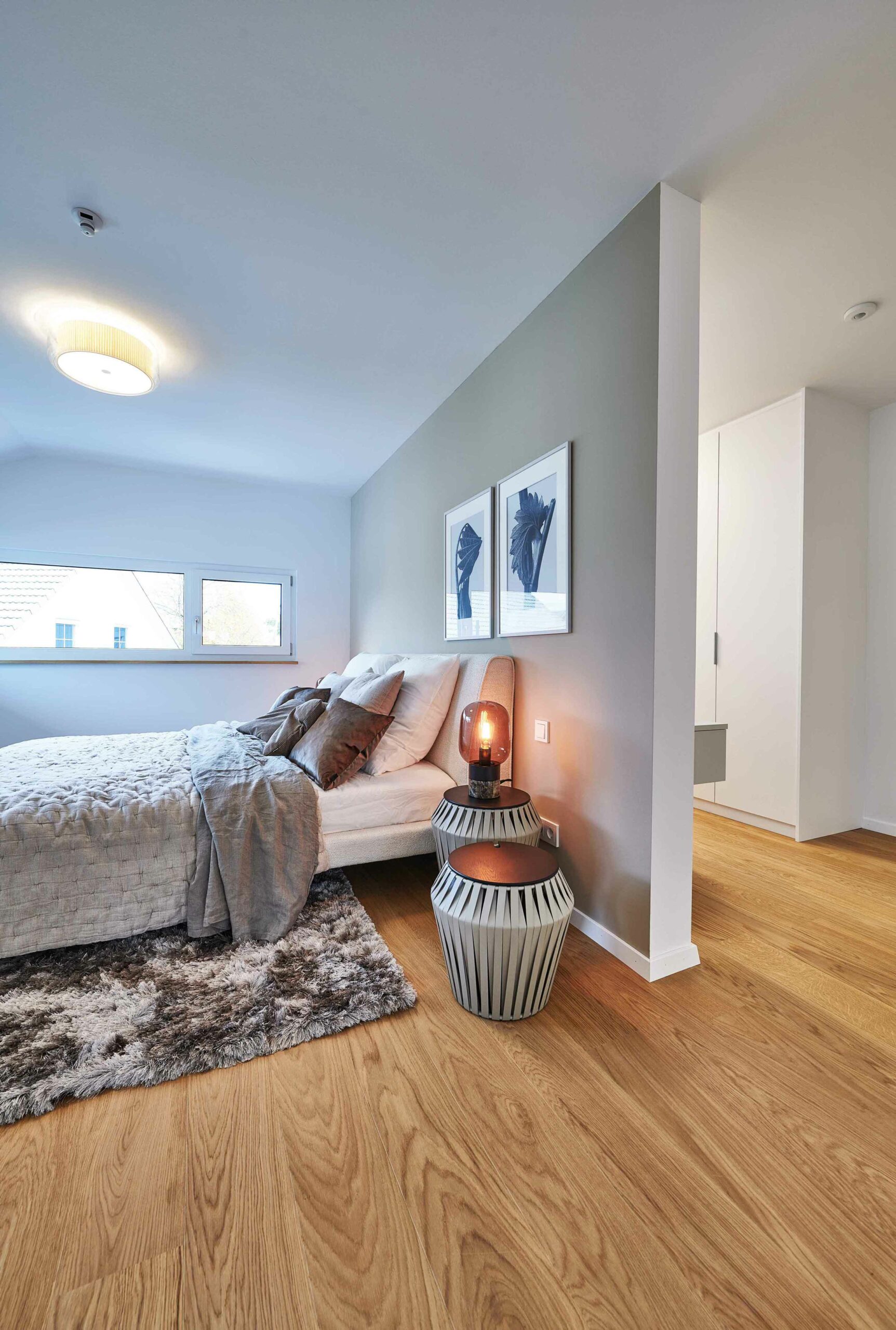 Schlafzimmer Musterhaus Balance Poing von Fertighaus WEISS