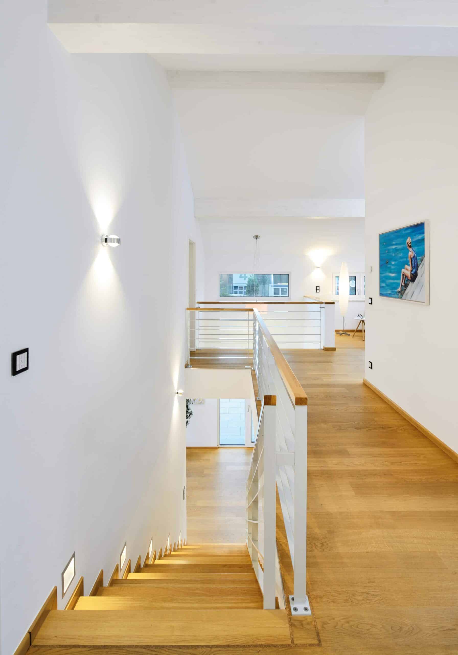 Flur Musterhaus Ulm von Fertighaus WEISS