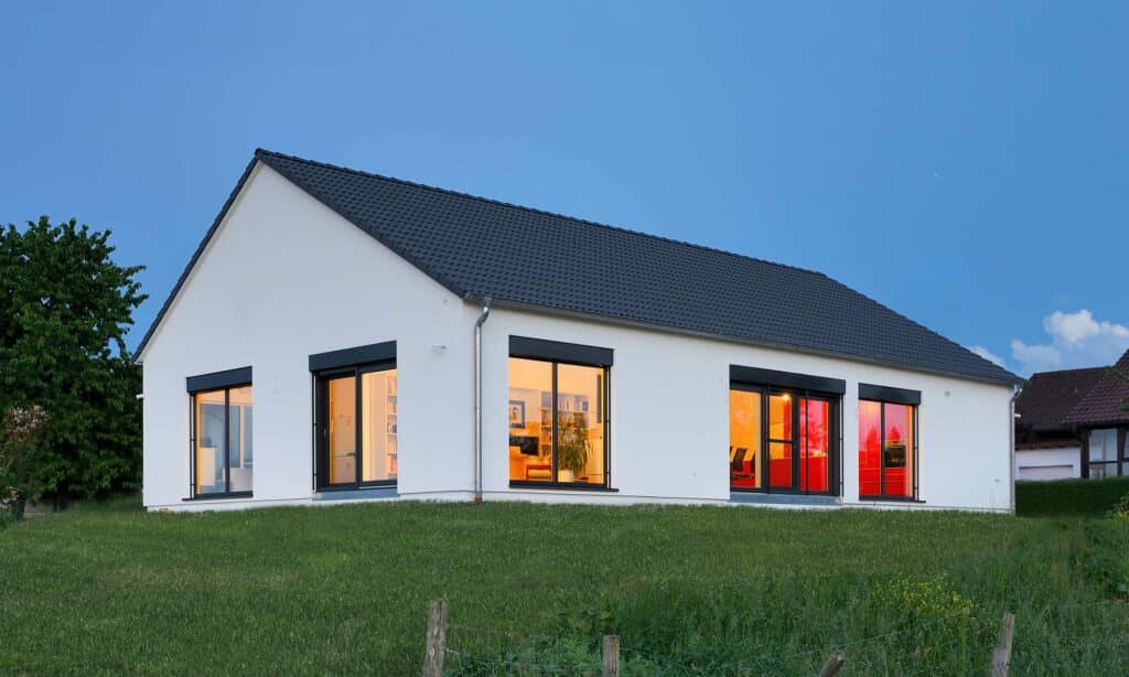 Bungalow Haus Jäger von Fertighaus WEISS