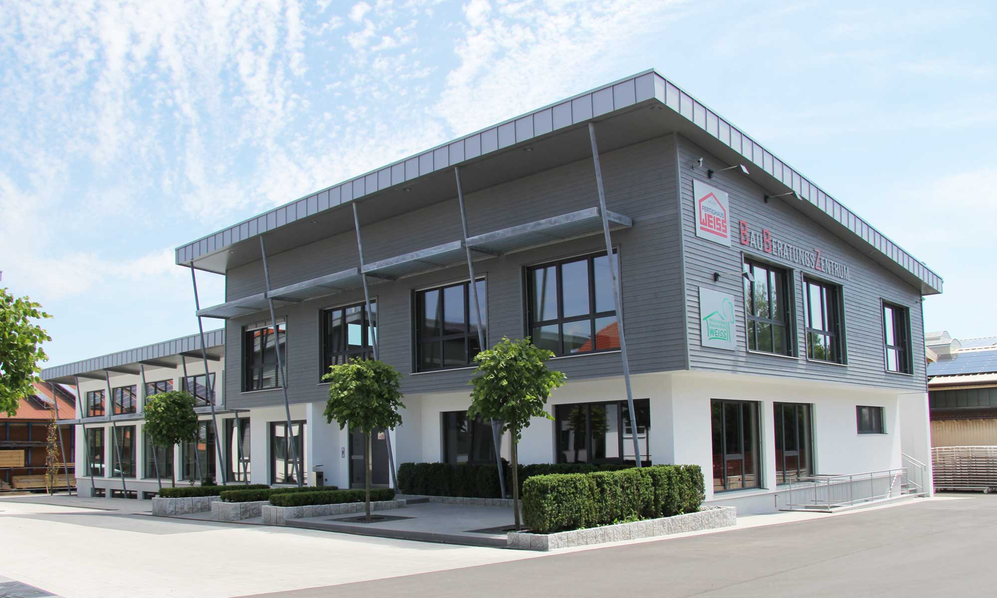 Gewerbe Bauberatungszentrum von Fertighaus WEISS