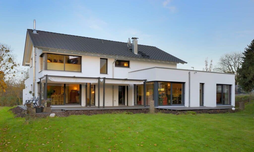 Außenansicht Haus Braun von Fertighaus WEISS