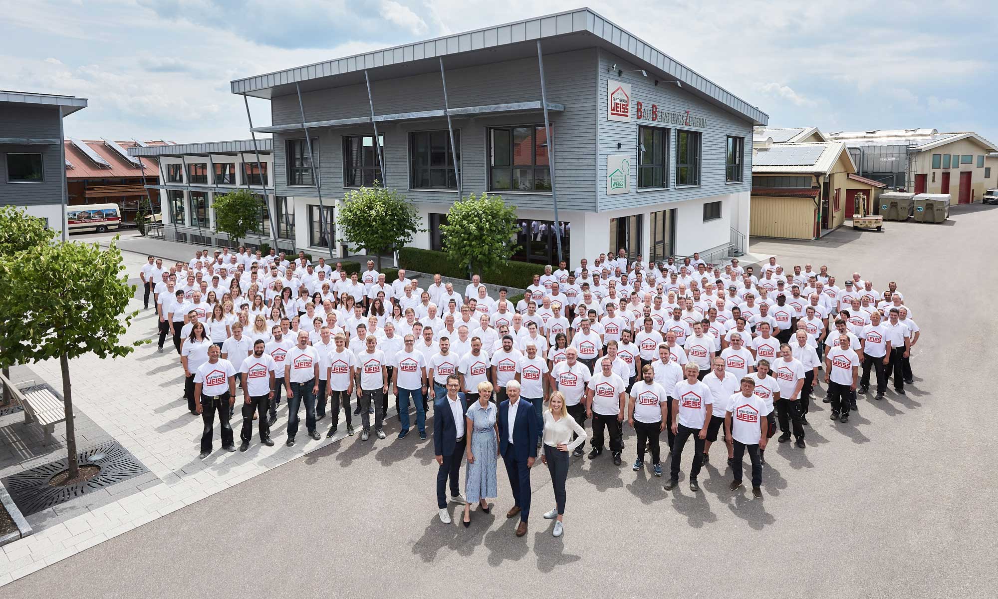 Mitarbeiterfoto von Fertighaus WEISS