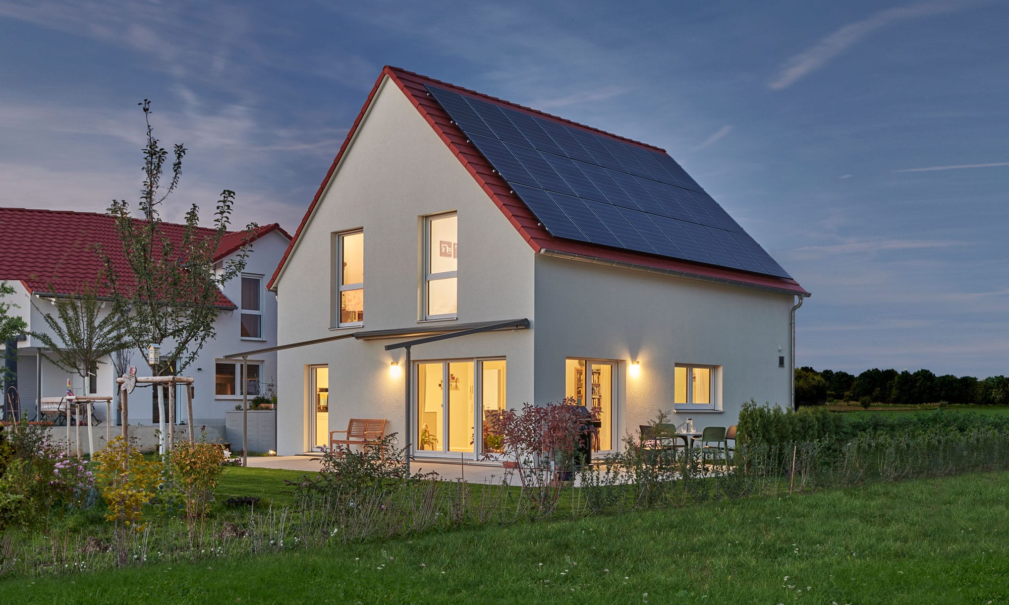 Dämmerungsaufnahme Haus Prothmann von Fertighaus WEISS