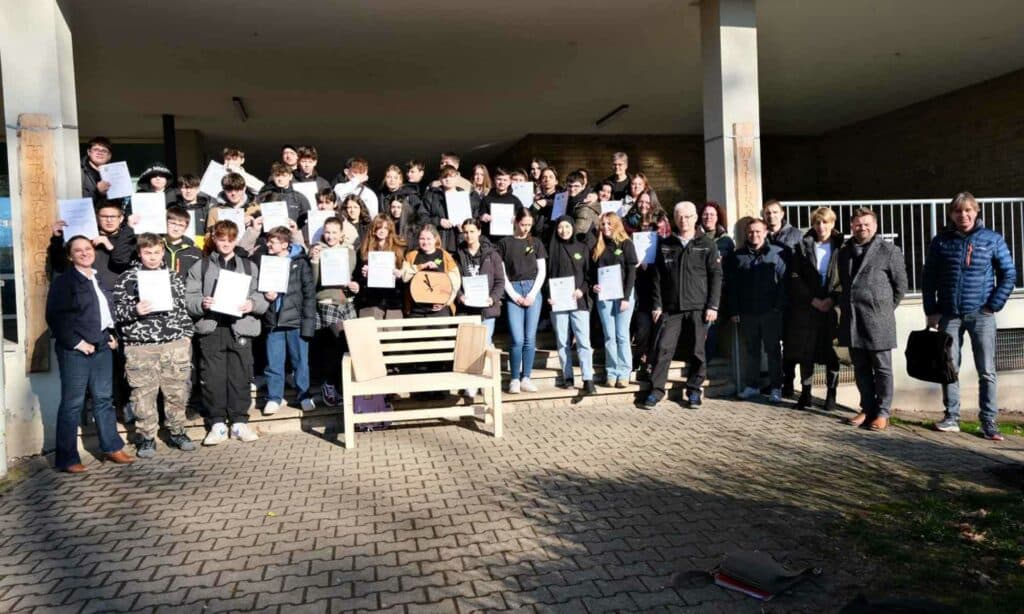 Schülerfirma Fertighaus WEISS