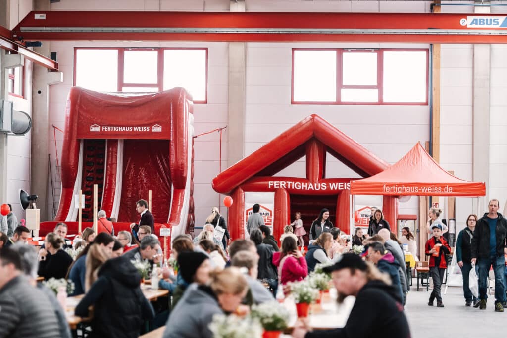 Tag der offenen Tür bei Fertighaus WEISS im Mai 2024