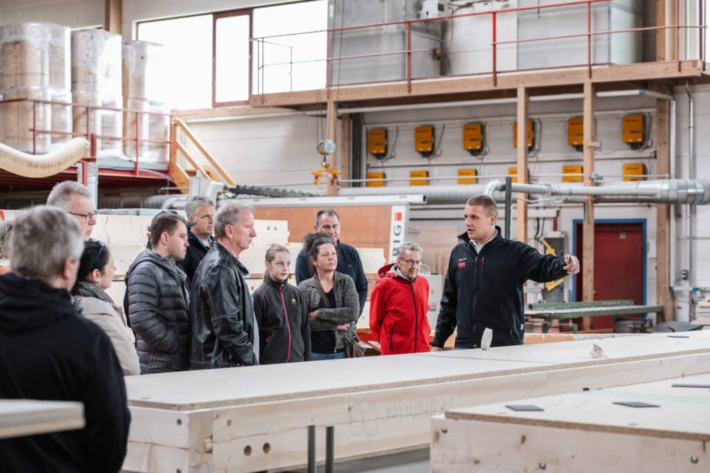 Werksführung bei Fertighaus WEISS