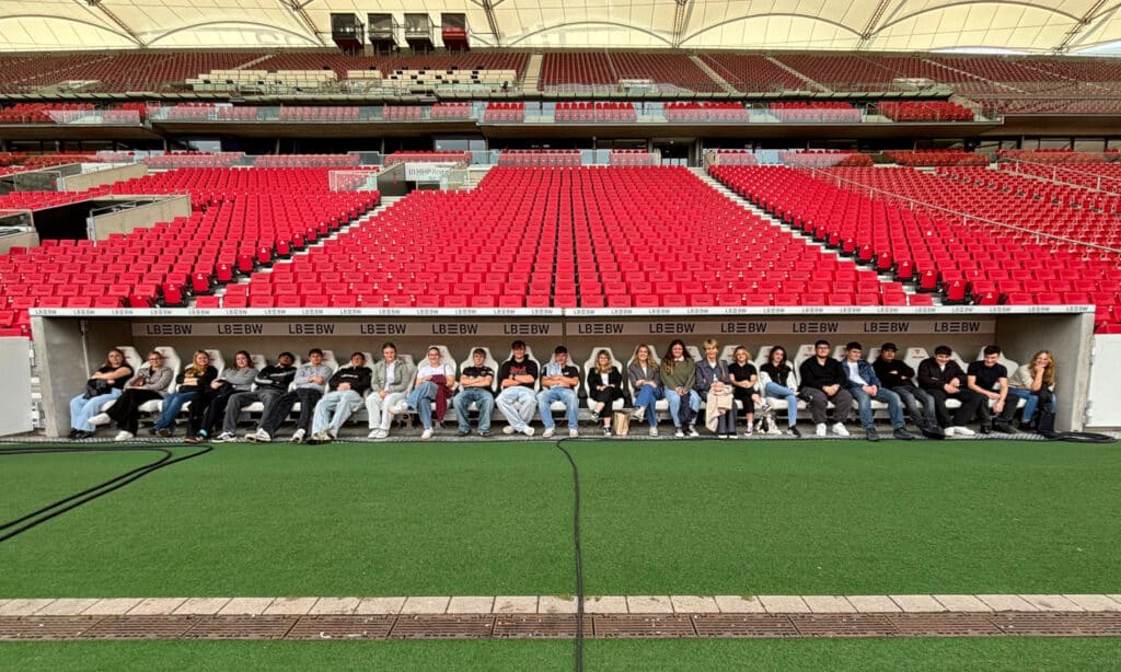 Fertighaus WEISS Azubi-Ausflug zum VfB Stuttgart